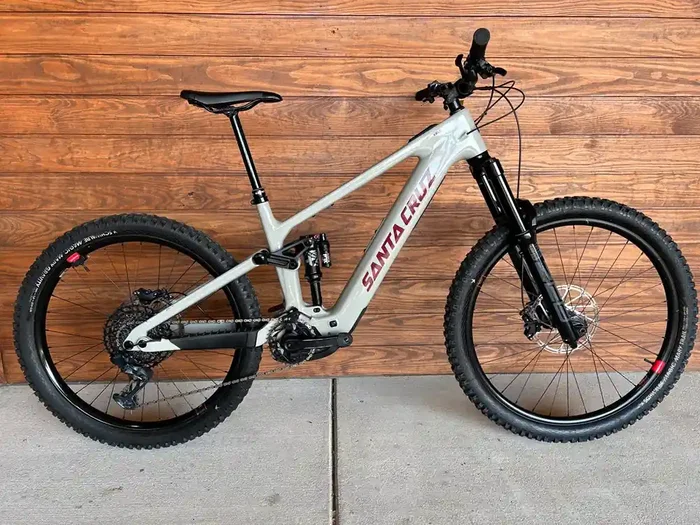 DEMO – 2025 Santa Cruz Vala R Build – Large 2