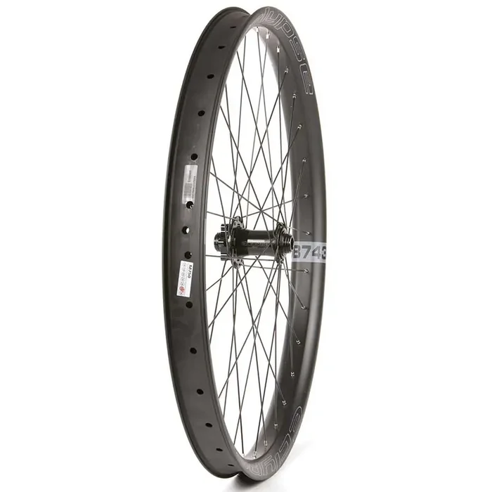 Eclypse DB743 27.5+ Wheel Front 27.5 / 584 Holes 32 15x100mm / 20x110mm TA Disc IS 6-bolt