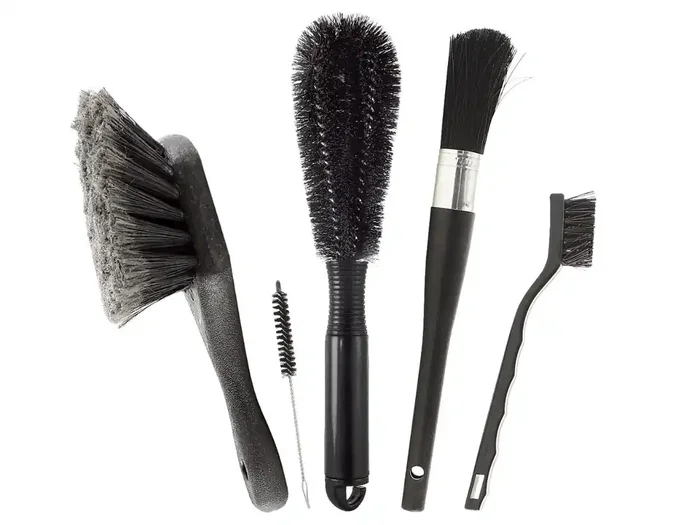 Finish Line Easy Pro Brush Set