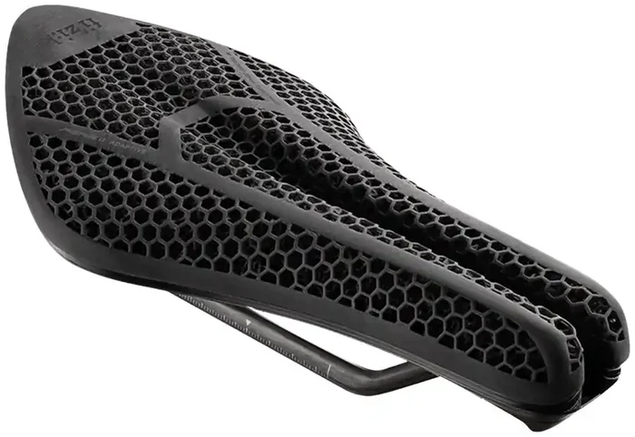 Fizik Transiro Aeris Long Distance R1 Adaptive Saddle – Carbon 135mm Black