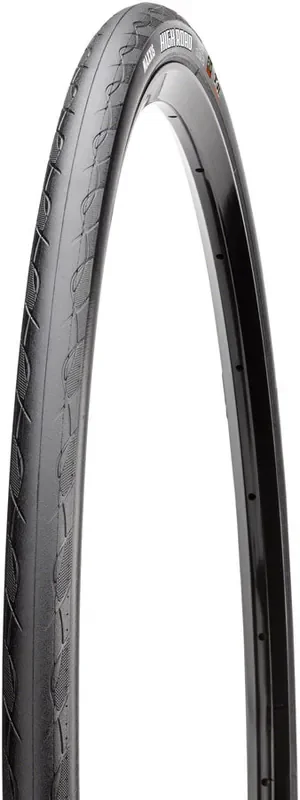 Maxxis High Road Tire – 700 x 28 Clincher Folding BLK/Tan HYPR K2 Protection