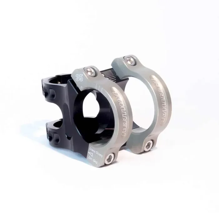 Renthal Apex 35 Stem – 40mm 35 Clamp +/-6 1 1/8″ Aluminum Black/Gold